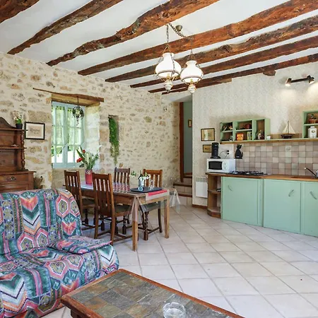 Maison Avec Un Grand Jardin En Pleine Nature Peyzac-le-Moustier