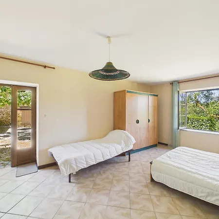 Maison Avec Un Grand Jardin En Pleine Nature Ferienhaus