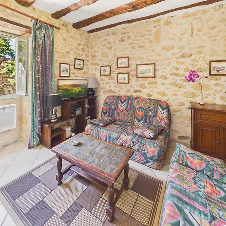 Maison Avec Un Grand Jardin En Pleine Nature Peyzac-le-Moustier